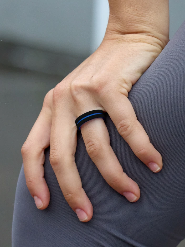 Women's Folds Of Honor Police Strata Ring - Image 4