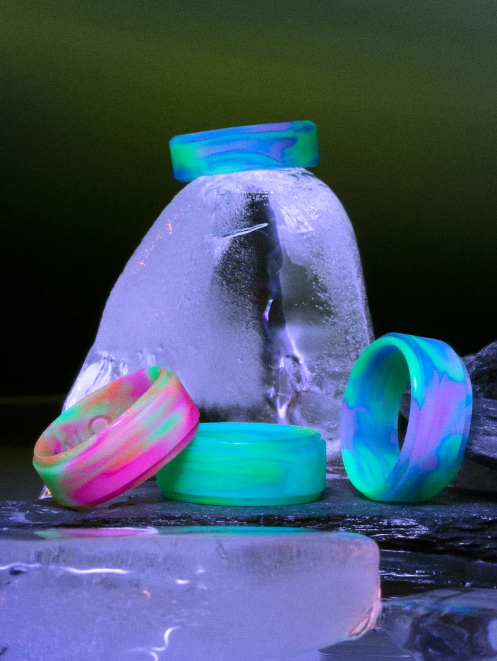 Women's Aurora Modern Silicone Ring - Image 9